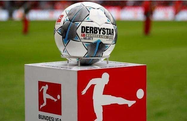  拜仁慕尼黑绝杀登顶德甲积分榜  