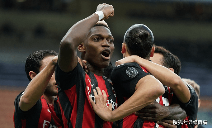  AC米兰德比战告捷，伊布梅开二度显神威
